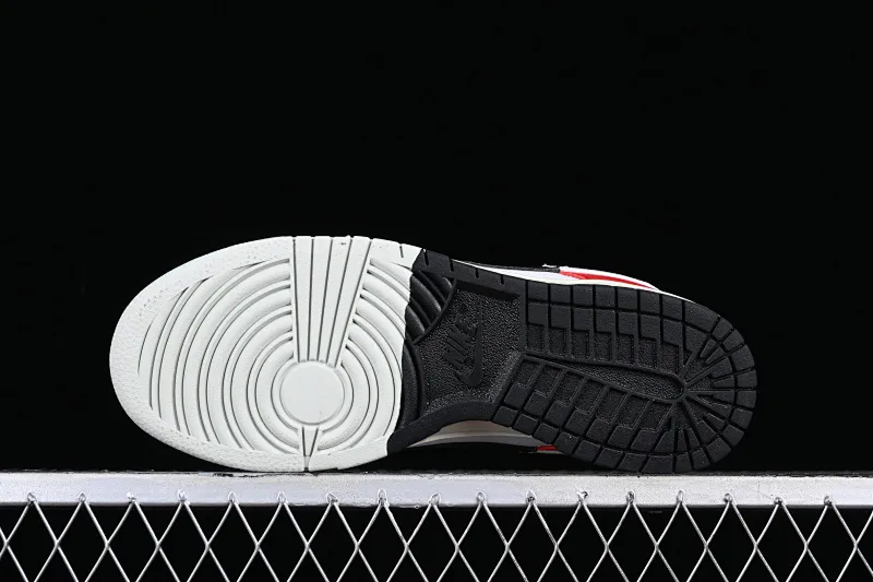 All Categories Nk SB Dunk Series Nk SB Dunk Low Low-top sneakers Cost-effective version Nk Dunk Low "Chicago Split" Chicago color matching SB low-top sports and leisure sneakers DZ2536-600